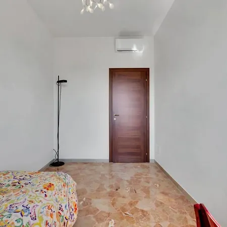 Apartament Trilocale Attico Sagesta