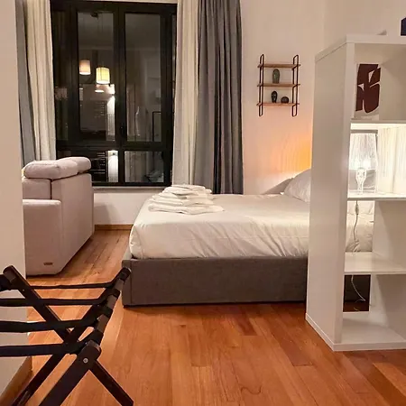 Design Bocconi Navigli 14min Walk From The Centre Mediolan