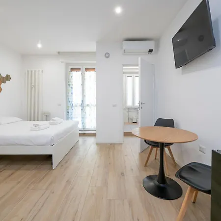 Cozy - Tortona, Navigli&m4 Apartament *