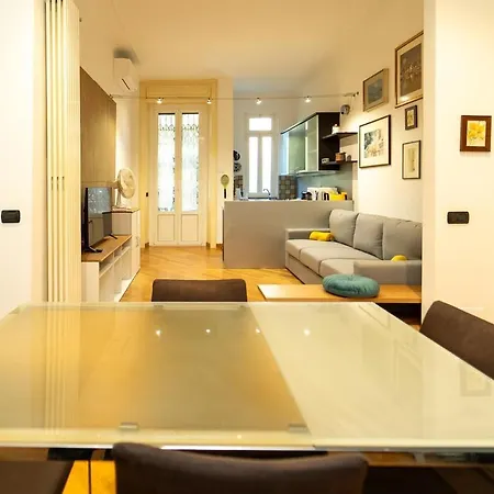 Beautiful In The Citta Studi Area Apartament
