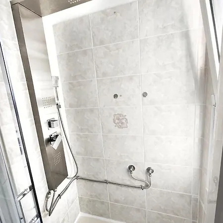 Antonella House Dergano M3 Apartament *