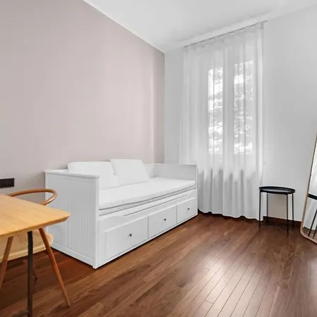Apartament Splendido Trilocale Lambrate