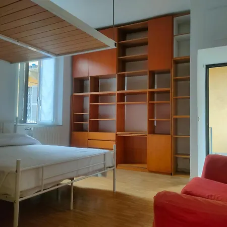 Bright And Quiet Flat In Sarpi Apartament