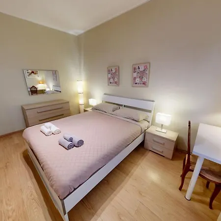 Apartament Carlone Bande Nere *