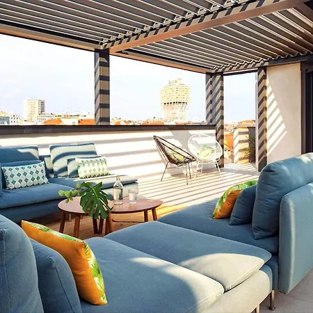 Spacious Indipendent In Milan