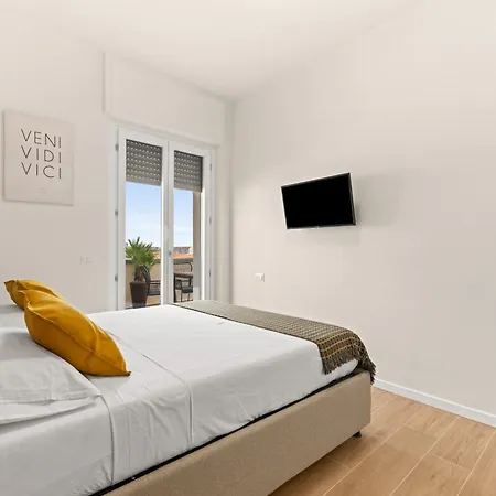 Stayeasy Concordia - Skyline Penthouse, Downtown Apartament *