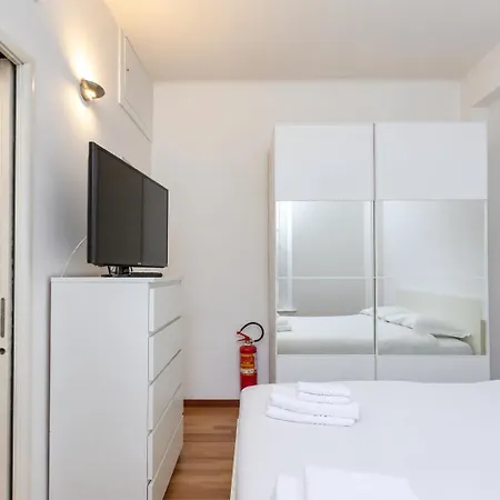 Apartament - Cozy 1br *