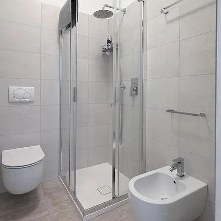 Design Bocconi Navigli 14min Walk From The Centre Mediolan
