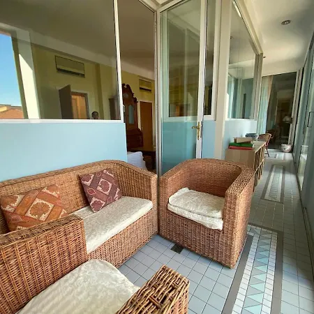 Luxurious And Spacious Near The Metro * Mediolan