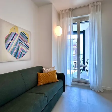 Fifty Eight Porta Romana 1 Apartament