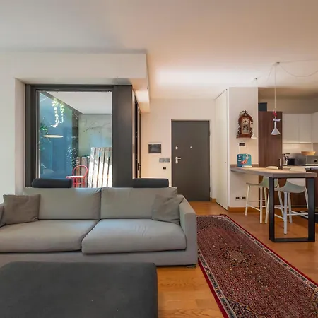Metro 5 Lussuoso Con Posto Auto Apartament