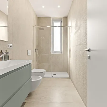 Stayeasy Concordia - Skyline Penthouse, Downtown Mediolan