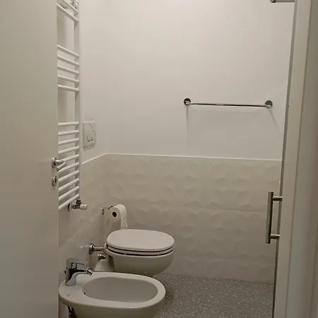 Apartment Vespri 64 Milan