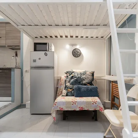 Guesthost - Comfy In Milan's Centre Appartement Milan
