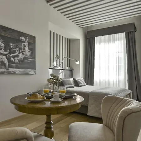 Bella Casa Apartment