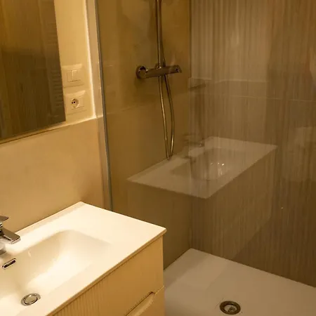 Seven Host Apartament *