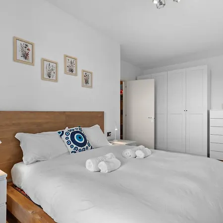 Apartament - Fast Wifi And Free Parking *