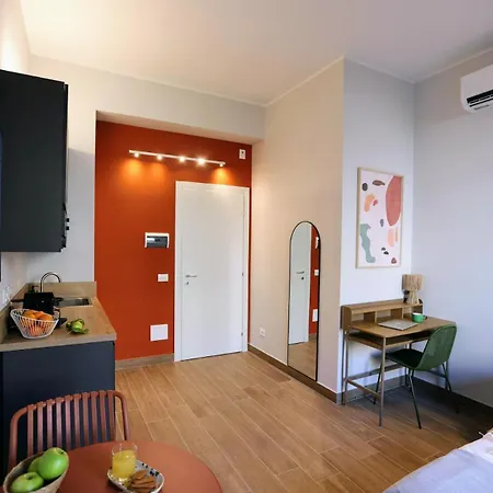 Apartament Luma - 2 Steps Metro - Duomo&linate Direct - Ac - Balcony *