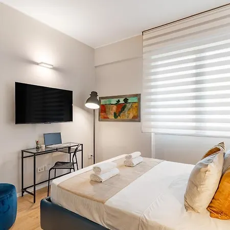 Casa Elisea Citylife & San Siro Metro Apartament *