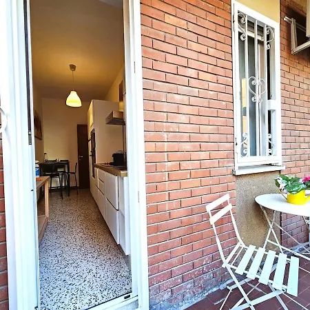 Urban Comfort Living In Apartament Mediolan