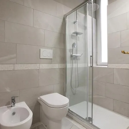 Hacca Collection - Elegant Period 2br 2 Baths * Mediolan