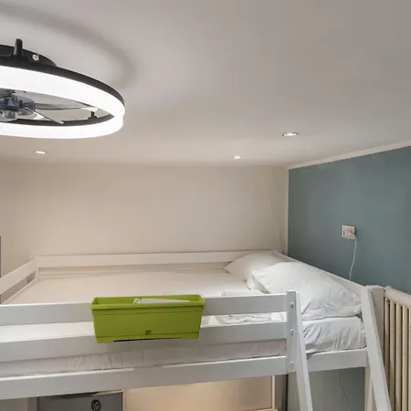 Appartement Guesthost - Comfy In Milan's Centre *