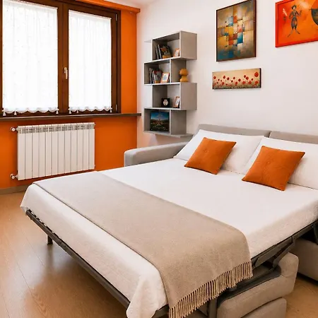 • M4 California Apartament