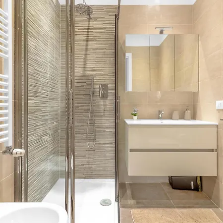 Imbonati Urban - Garage Privato- 3 Min Dalla Metro -10 Min Duomo Apartament