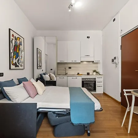 Stayeasy Fara17 - Station New Mediolan