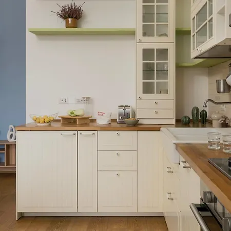 Chic Retreat - 2 Bedrooms & 2 Bathrooms Mediolan