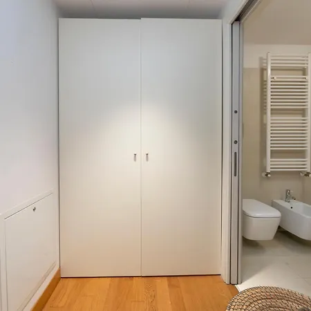 Metro 5 Lussuoso Con Posto Auto Apartament
