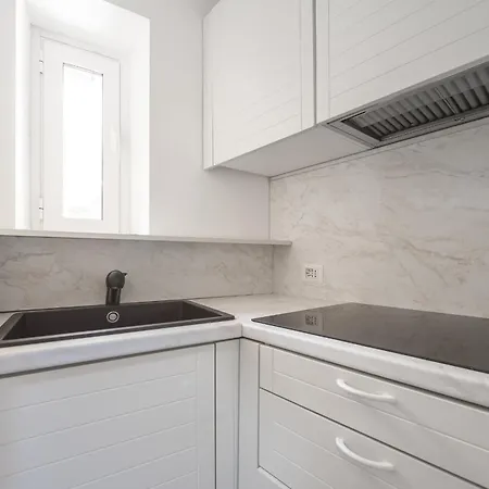 Apartament Cattolica Prestige - Via Terraggio 21 Mediolan