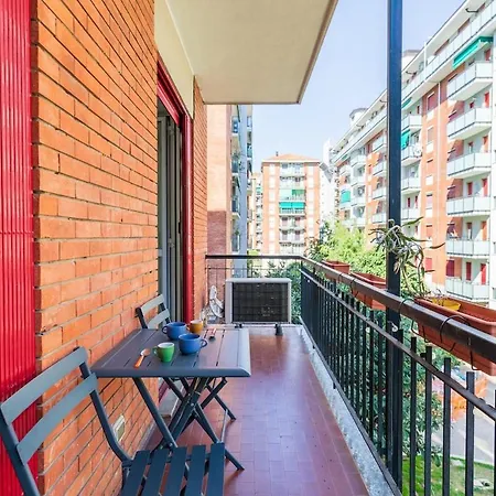 Homevo Orange Design M5 Bicocca * Milano