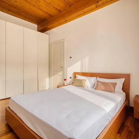 The Charm Of Old - Historic Palazzo With Duomo View *