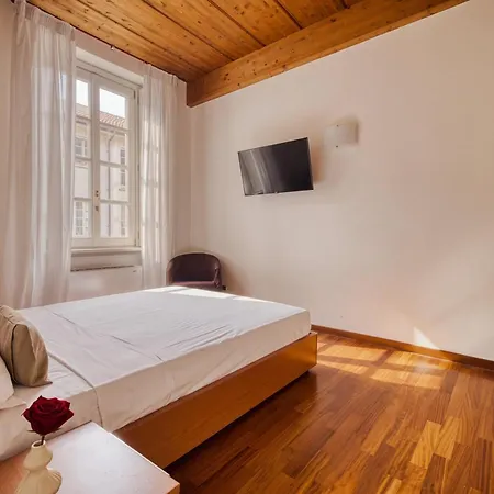 Apartament The Charm Of Old - Historic Palazzo With Duomo View Mediolan