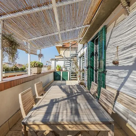 Urban Drift - Flat With Huge Private Terrace