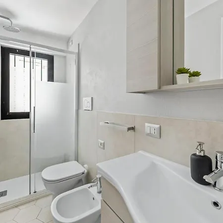 Ticinese - Near Navigli - Corso Ticinese Apartament *