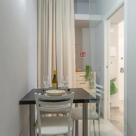 Ticinese - Near Navigli - Corso Ticinese Apartament