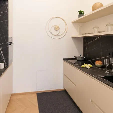 Maison Bandello - 3 Bedroom *