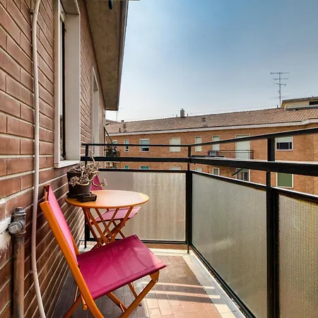 Hostmate- Milano-minimal Nest *