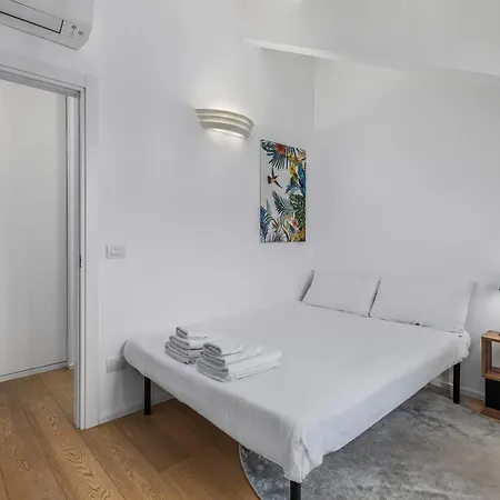 Penthouse - Terrace - 3 Min To Metro - Station Appartement *