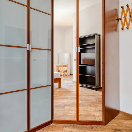 Domusmi Scarlatti 20 * Milan