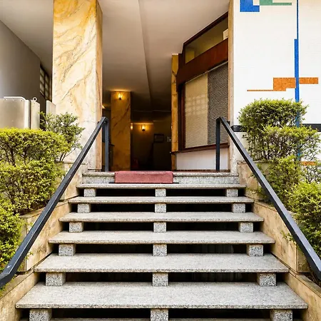 Urban Charm - Life & San Siro * Milan