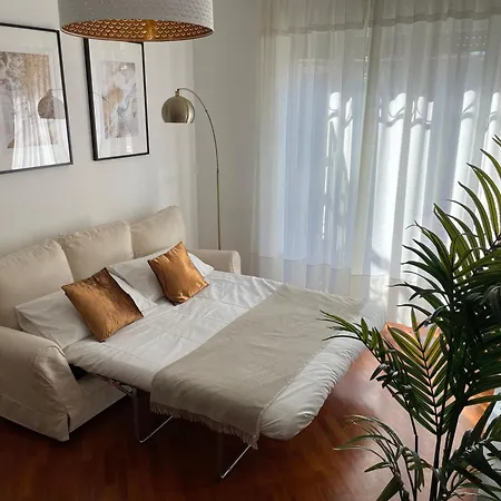 Amazing Flat With Terrace Apartament
