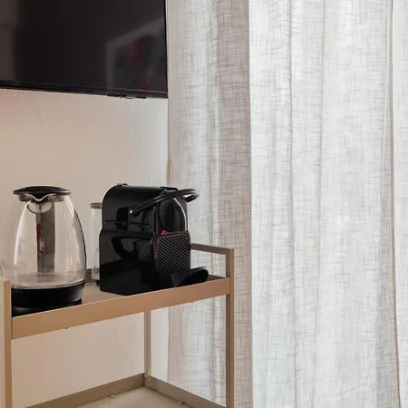 1-br Navigli View - - Ac - Floor * Milan