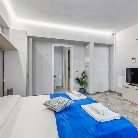 Ticinese - Near Navigli - Corso Ticinese Apartament Mediolan