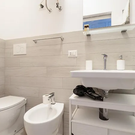 Porta Venezia - Sirtori - Accogliente Monolocale Appartement *