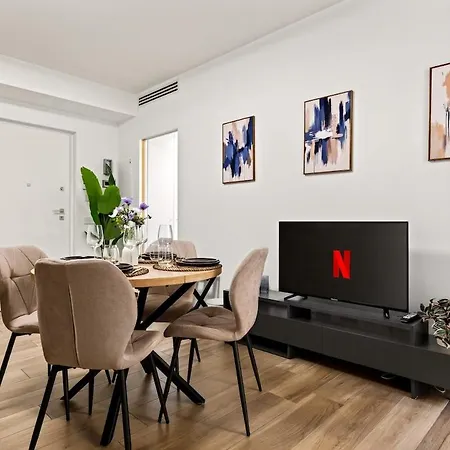 Luxury Station - Terrace&gym&parking Apartament *