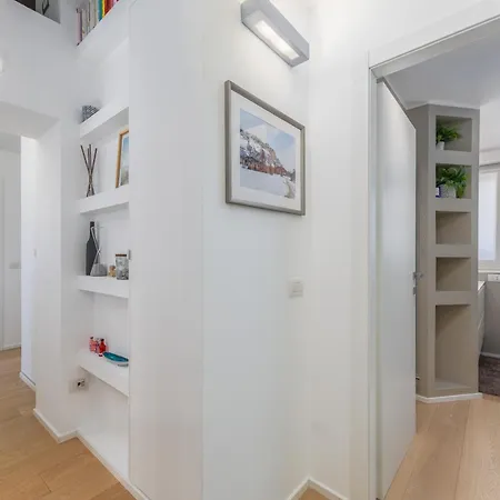 Appartement Penthouse - Terrace - 3 Min To Metro - Station
