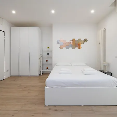 Cozy - Tortona, Navigli&m4 Apartament Mediolan